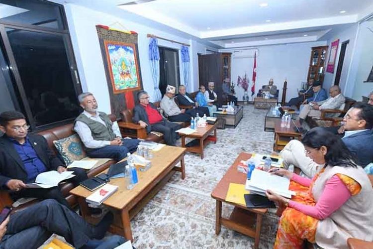 महानगर र उपमहानगरका उम्मेदवार टुंगो लगाउन एमालेको सचिवालय बैठक बस्दै