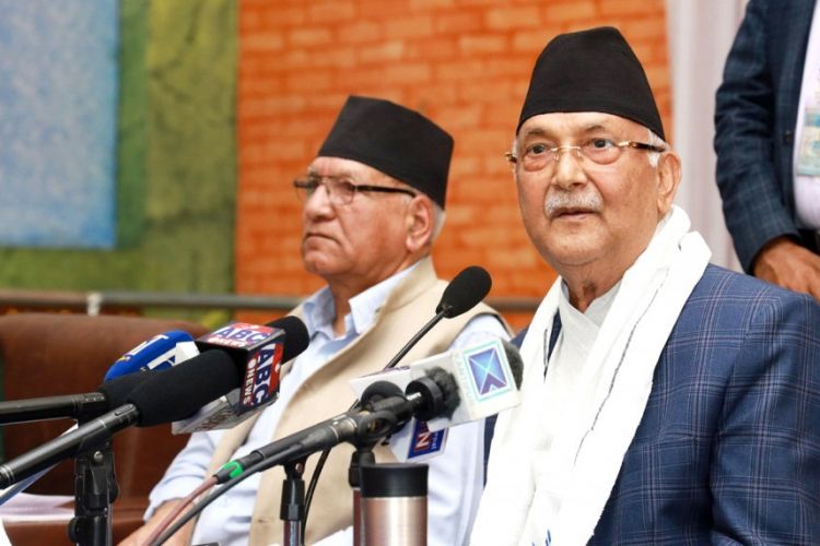 संसद् विघटन गलत थियो भनेर नबोल्न नेता कार्यकर्तालाई ओलीको निर्देशन