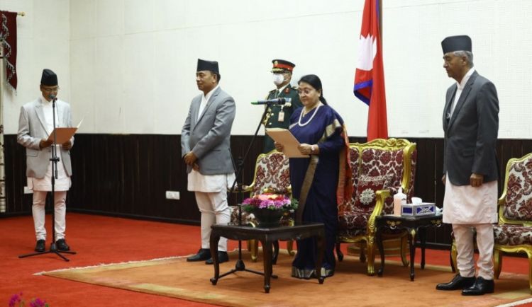 गोविन्द बन्दीले लिए पद तथा गोपनीयताको शपथ