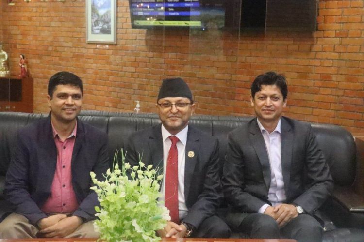 राष्ट्रियसभा अध्यक्ष तिमिल्सिना कम्बोडिया प्रस्थान