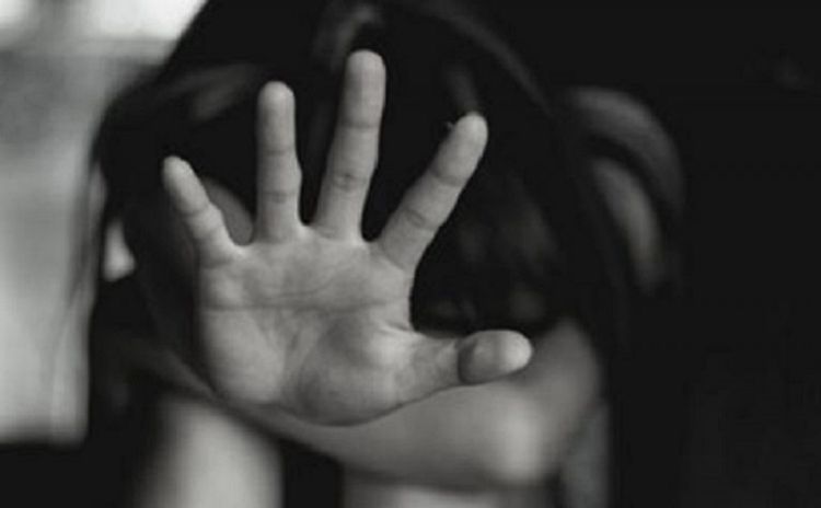 बलात्कृत बालिका रक्ताम्मे शरिर लिएर दुई घन्टा सडकमा हिडेको घटनाले भारत स्तब्ध