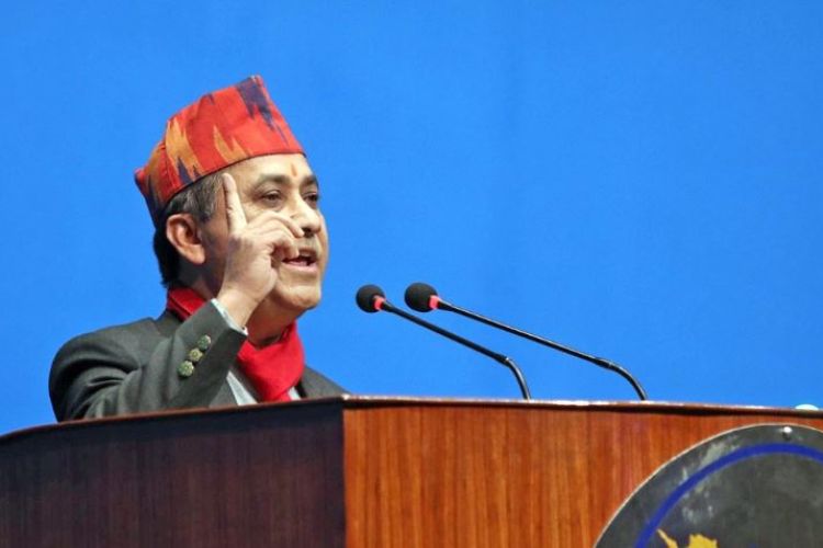 बालेनलाई न्यूरोडको फुटपाथ बढाउन दिनुपर्छ, केन्द्रको हस्तक्षेप बन्द गर : विश्वप्रकाश शर्मा