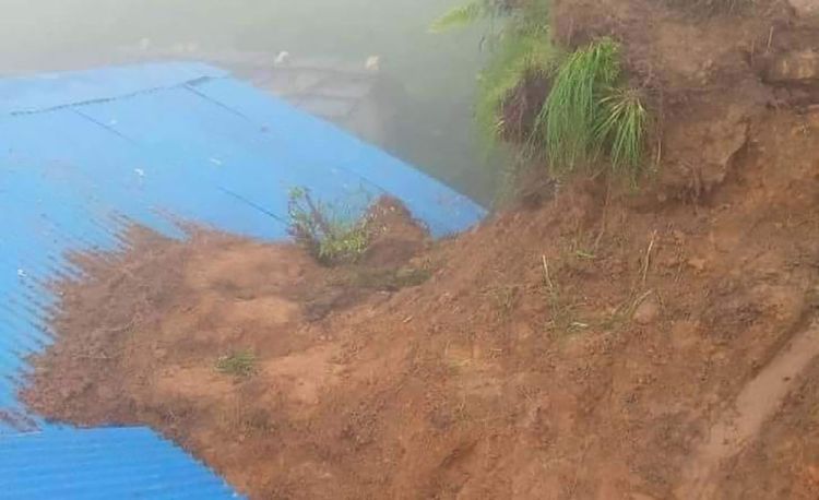 गोरखाको धार्चेमा पहिरोः  बेपत्ता पाँच जनाको अवस्था अझै अज्ञात