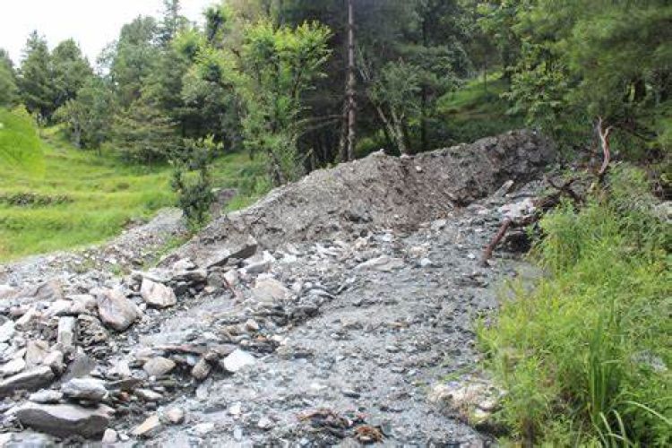 हुम्लाको तिलगाउँमा आएको बाढी अध्ययन गर्न प्राधिकरणको टोली प्रस्थान