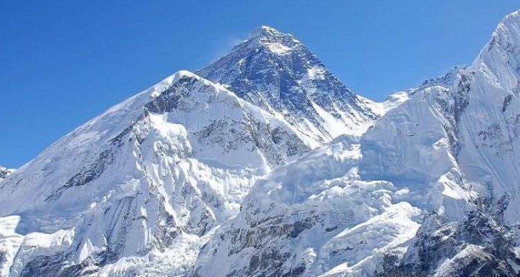 जुन्को तावेइको सगरमाथा आरोहणको स्मरण