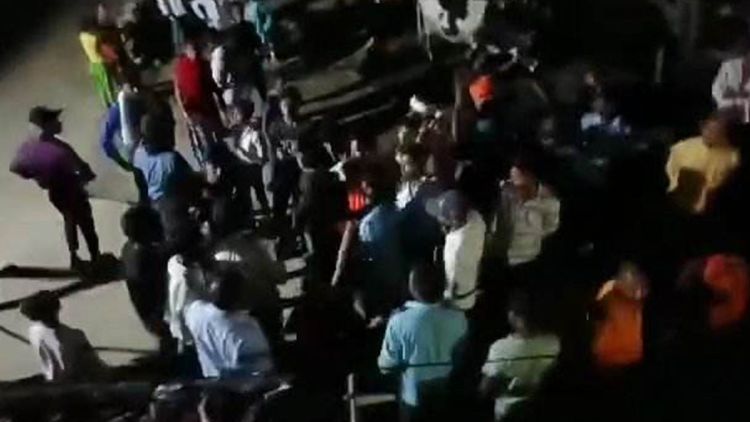 लुम्बिनीमा  दुई समुहबीच युवाहरूको मध्यरातमा कुटाकुट
