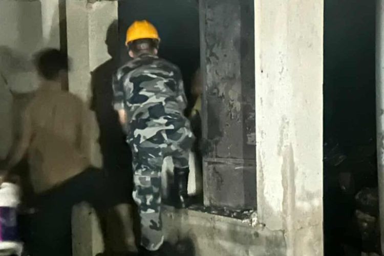 बाफलको मेडल र स्टिकर गोदाममा आगलागी