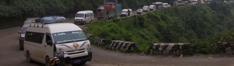 काठमाण्डौ भित्रिने र बाहिरिने गाडी निर्वाध रुपमा सञ्चालन, नवलपरासीमा भने समस्या