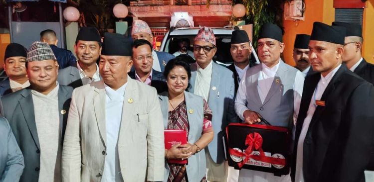 गण्डकीको जिल्लालाई बागमतीको बजेट, कांग्रेस सांसदहरुले भने– बिचौलिया हाबी भयो