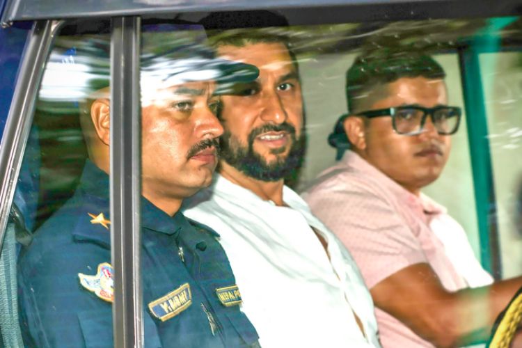 समर्थकलाई झुक्याएर रवि लामिछाने लाई नख्खु कारागार पुर्याइयो