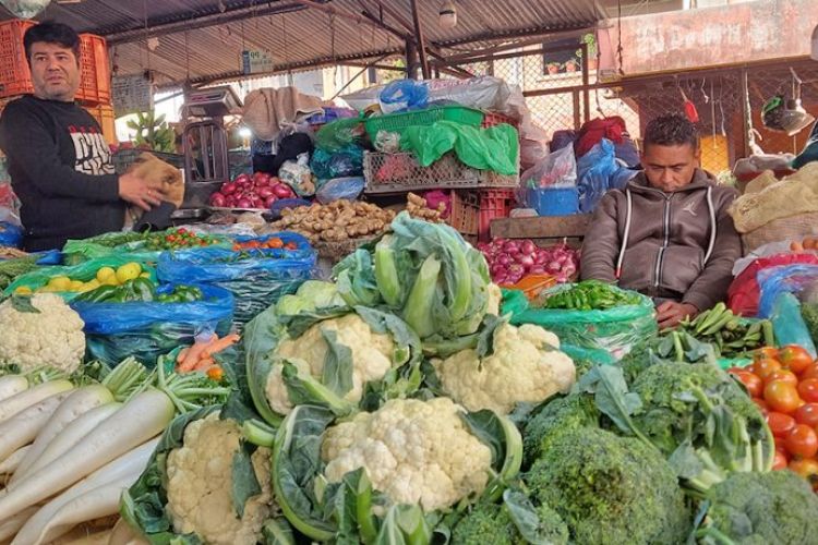 यस्तो छ आज सागसब्जी र फलफूलको थोक मूल्य