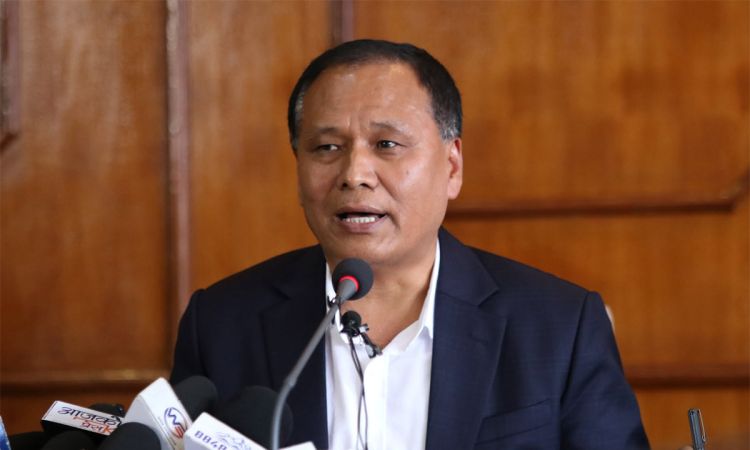 म कुनै पार्टीमा आबद्ध हुने विषयमा छलफल भएको छैन : मन्त्री घिसिङ