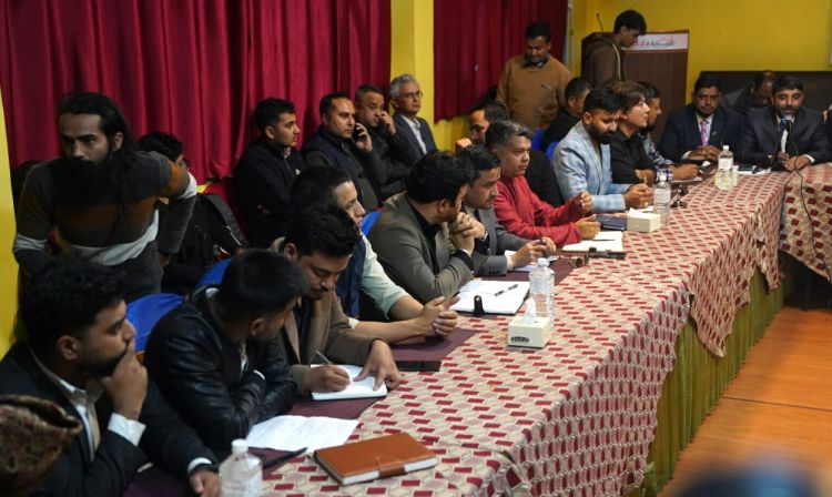 रास्वपाको वृहत् राजनीतिक संवाद सुरु, बाबुराम र रेशम पनि सहभागी