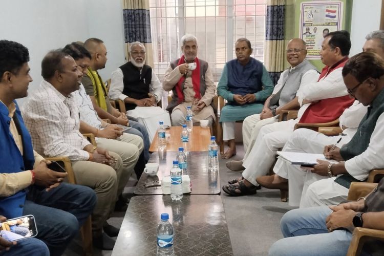 लोकतान्त्रिक मोर्चाले भन्यो– मधेशको मुख्यमन्त्री नियुक्तिमा प्रदेश प्रमुखले अशोभनीय व्यवहार देखाउनु लज्जाको विषय