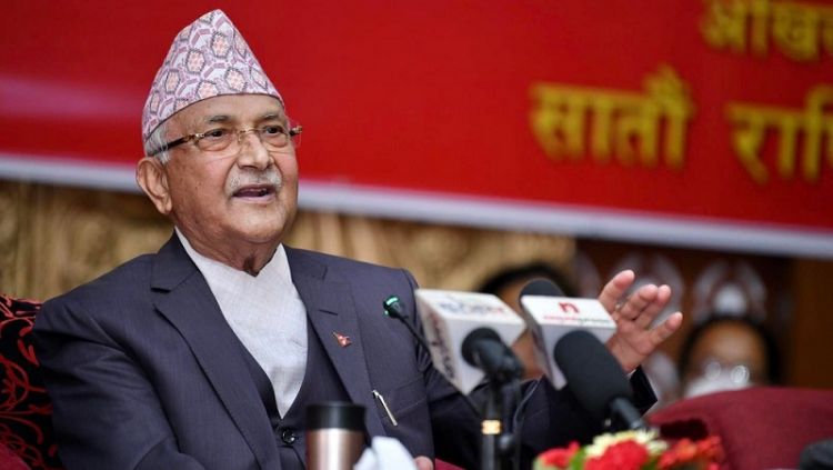 छोरी, श्रीमती र छोरालाई उम्मेदवार बनाउन गठबन्धन : ओली