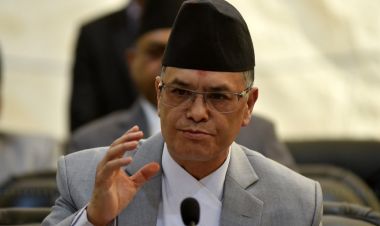 चोलेन्द्र शमशेर राणाको महाभियोगमा आवश्यक कागजात पेस गर्न सर्वोच्चको आदेश