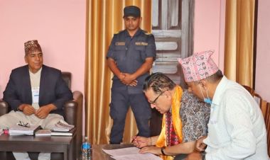 भरतपुरको मेयरमा कांग्रेस नेता जगन्नाथ पौडेल दिए वागी उम्मेदवारी