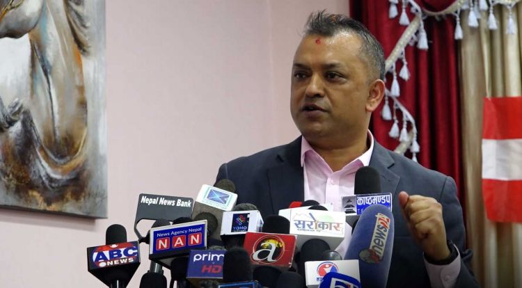 बालकोट पुगेर ओलीलाई ट्युसन पढाउँछु: गगन थापा