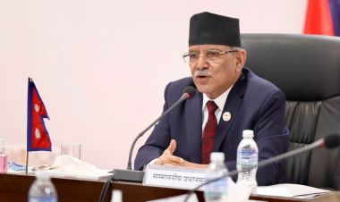 मजदुरहरुको सुविधा निश्चित गर्न अनुगमनकारी निकायलाई सक्रिय बनाइँनेछ– प्रधानमन्त्री