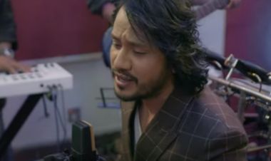 'तिम्रो यादमा' बोलको गजलमा योगेश काजी