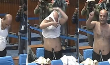 संसद बैठकमै अमरेशकुमार सिंहले लुगा फुकाले