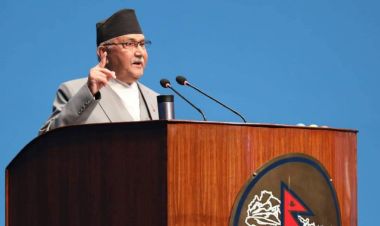 सरकारको नीति तथा कार्यक्रमले अहिलेको समस्या बोक्न सक्दैन–अध्यक्ष ओली