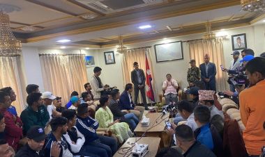 शरणार्थी प्रकरणः युवा संघले गृहमन्त्रीलाई बुझायो ८ बँदे ज्ञापनपत्र (पत्रसहित)