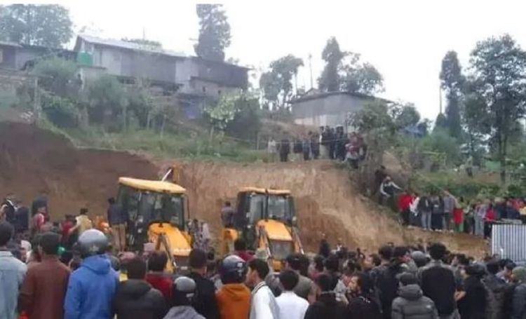  ढिस्कोले पुरिएर इलाममा चार जनाको ज्यान गयो