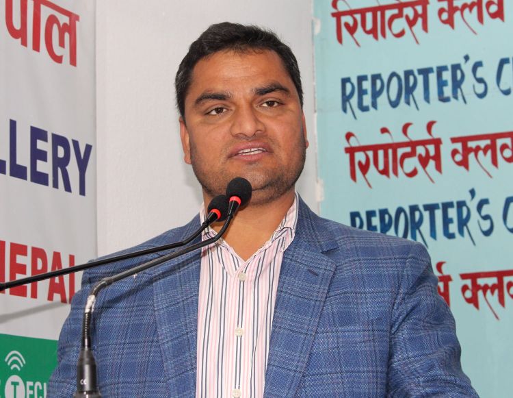 काठमाडौँ उपत्यकाभित्रका सडक अस्तव्यस्त बनाउने काम सरकारबाटै भयो–प्रदीप पौडेल