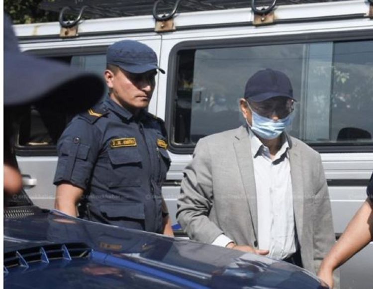 पूर्वगृहमन्त्री बालकृष्ण खाँणलाई अदालत लगियो 