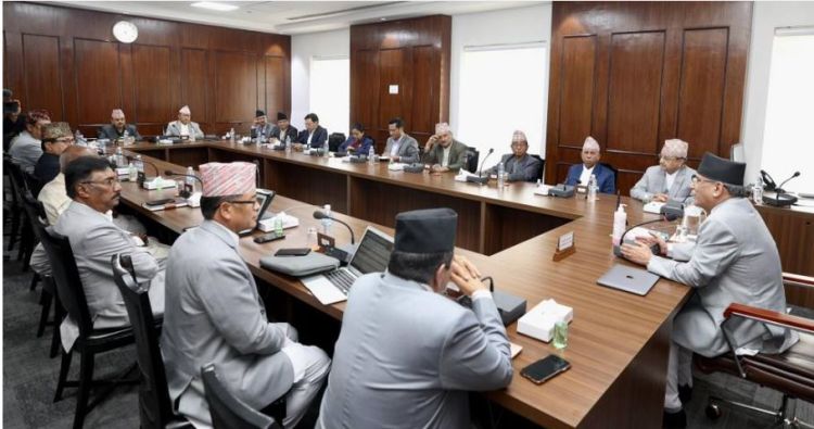  आजको मन्त्रिपरिषद्ले गर्‍यो प्रधानमन्त्री प्रचण्डको भारत भ्रमण स्वीकृत