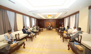 प्रधानमन्त्री दाहालको राजीनामा माग्ने एमालेको कदम असंसदीयः सत्तारुढ गठबन्धन