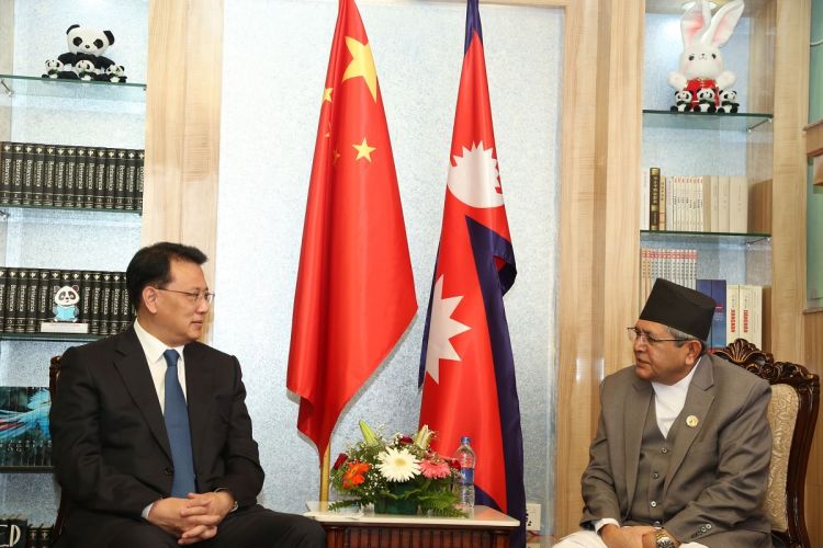 चिनियाँ कम्युनिस्ट पार्टीको टोली र सभामुख घिमिरेबीच भेटवार्ता