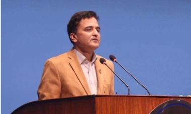 सुन प्रकरणः गृहमन्त्रीमाथि कस्ले छानविन गर्छ ?–योगेश भट्टराई