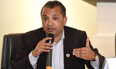 अबको हिसाब किताब प्रधानमन्त्रीसँग यहि संसदमा लिन्छौं : गगन थापा