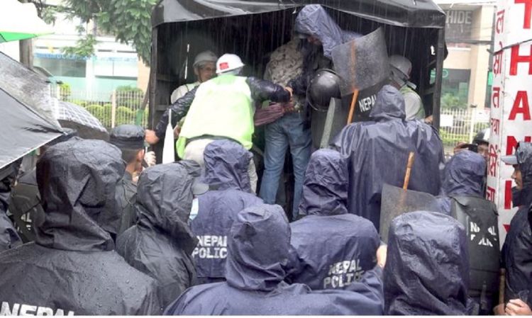 सिँचाई विभागमा तालावन्दी गर्न पुगेका निर्माण व्यवसायी पक्राउ