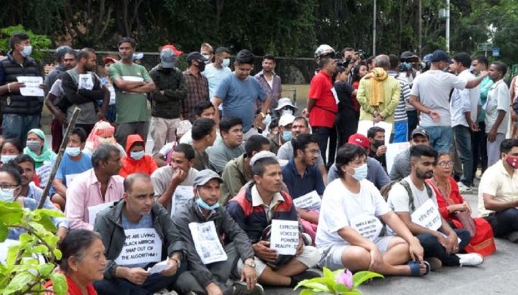 सडकमा व्यापार–व्यवसाय गर्ने साना व्यवसायी आन्दोलित