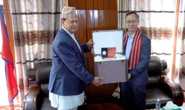 स्वास्थ्यमन्त्री बस्नेत र चिनियाँ राजदूत चेन सोङ्गबीच भेटवार्ता