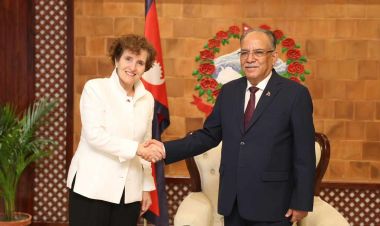 प्रधानमन्त्री दाहाल र एमसीसीकी कार्यकारी अधिकृत एलिसबीच भेटवार्ता