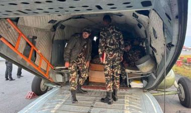 मेडिकल टोलीसहित प्रधानमन्त्री दाहाल भूकम्प प्रभावित क्षेत्रतर्फ प्रस्थान