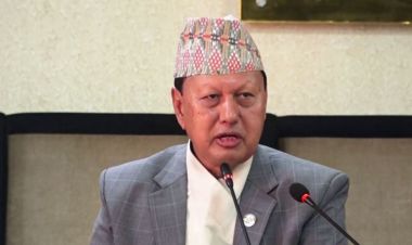 दुईदिन भित्र भूकम्प पीडित सबैलाई अस्थायी बसोबासको व्यवस्था गर्छौ : स्वास्थ्यमन्त्री बस्नेत