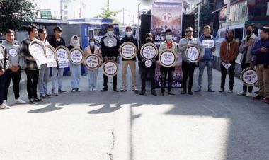 टिकटकलाई प्रतिबन्ध लगाउने निर्णयका विरुद्ध टिकटक प्रयोगकर्ताहरु आन्दोलित