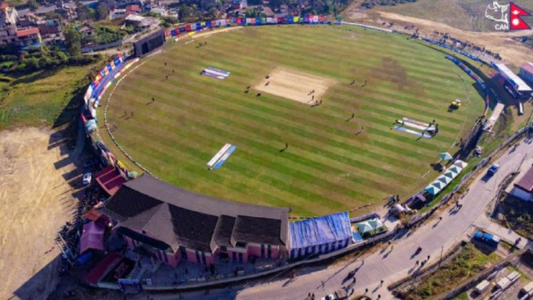 खेल सुरु एक घन्टा अगाबै मुलपानी मैदान फ्यानहरू जम्मा