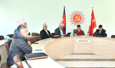 एमालेले सचिवालय बैठकः  नयाँ सत्ता समीकरणमा अन्य दललाइ पनि समेटन पहल गर्ने