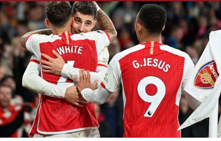  इंग्लिस प्रिमियर लिग: आर्सनल प्रिमियर लिगको शीर्ष स्थानमा