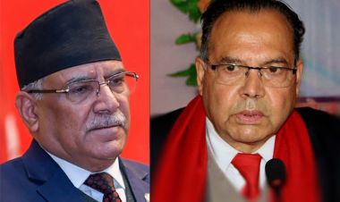 प्रधानमन्त्री दाहाल र नेता खनालबीच भेटवार्ता