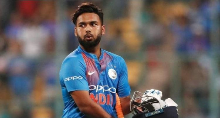 ऋषभ पन्तलाई आइपिएलको एक खेलबाट निलम्बन गरियो