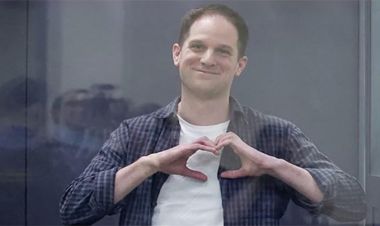  रुसमा पक्राउ परेका अमेरिकी पत्रकार इभानमाथि जासुसीको मुद्धा चलाइने