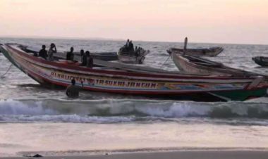 मोरिटानियाको तटीय क्षेत्रमा आप्रवासी डुङ्गा पल्टियो, १०५  जनाको मृग्यु  