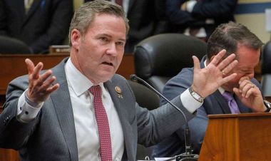  सांसद वाल्टजलाई आफ्नो राष्ट्रिय सुरक्षा सल्लाहकारमा नियुक्त गर्ने तयारीमा राष्ट्रपति ट्रम्प